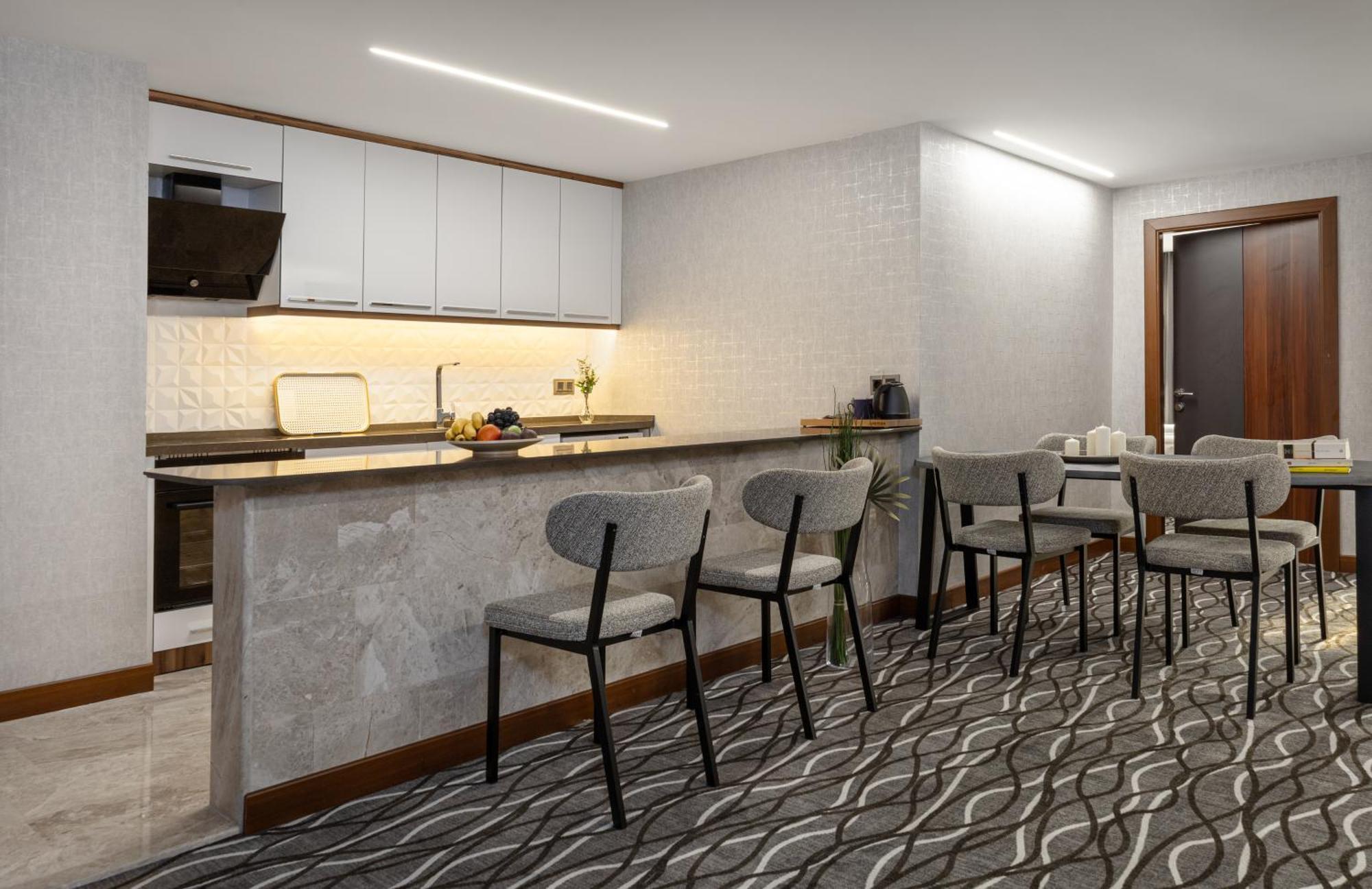 בורסה Lilium Hotel & Suites מראה חיצוני תמונה