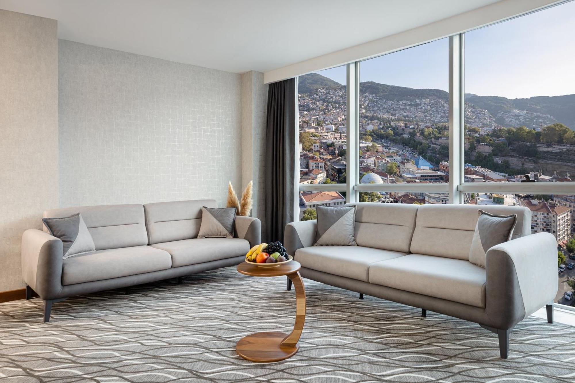 בורסה Lilium Hotel & Suites מראה חיצוני תמונה