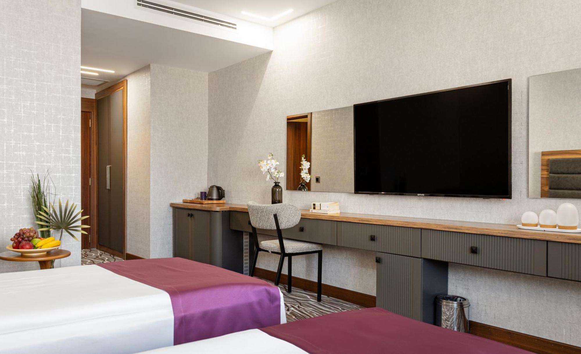 בורסה Lilium Hotel & Suites מראה חיצוני תמונה