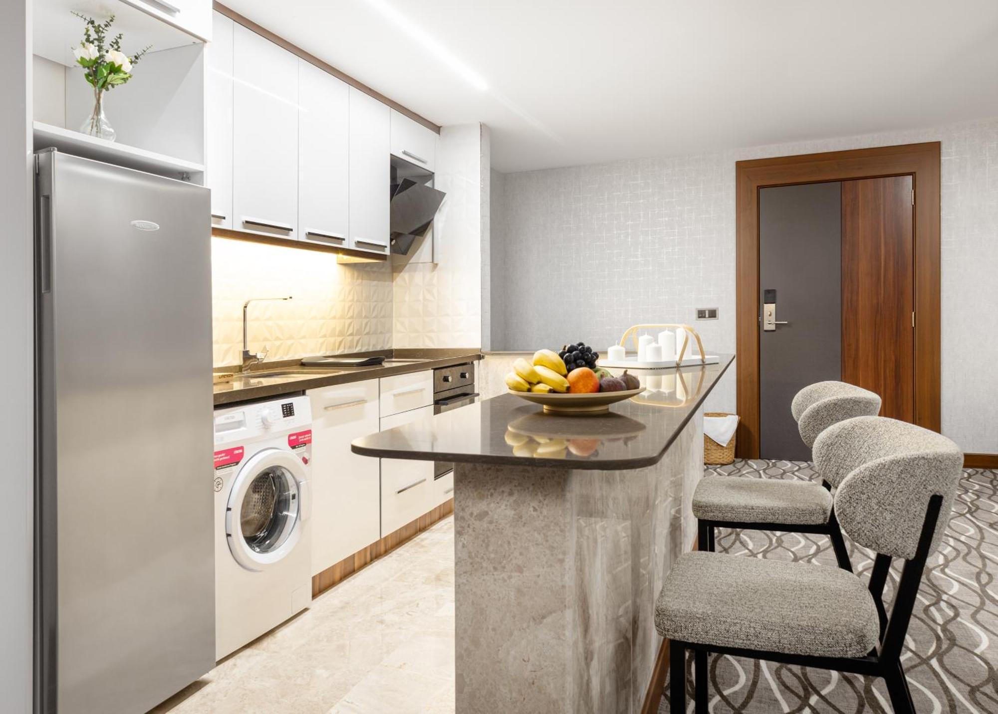 בורסה Lilium Hotel & Suites מראה חיצוני תמונה
