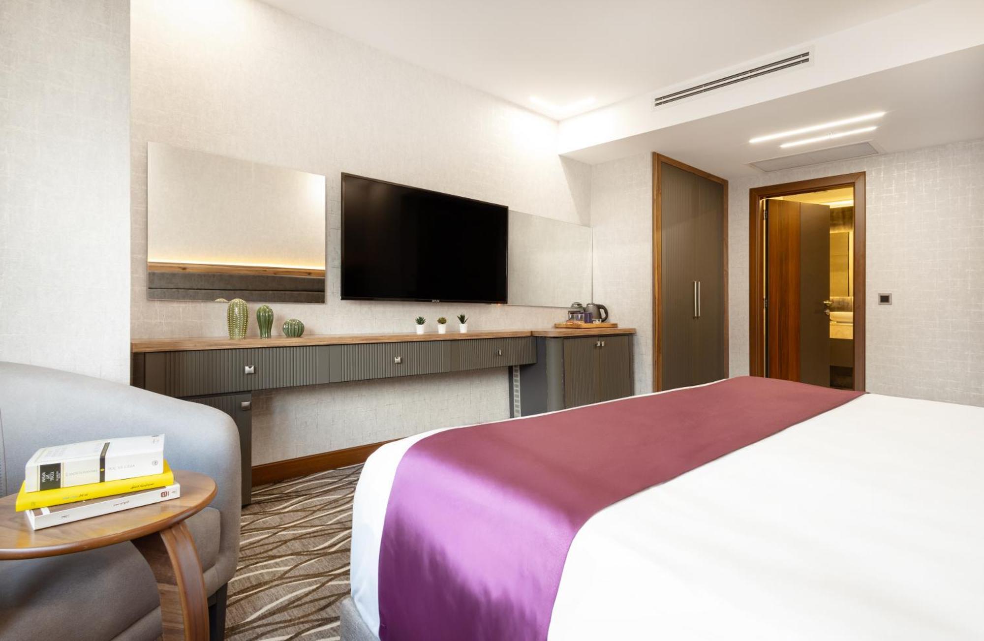 בורסה Lilium Hotel & Suites מראה חיצוני תמונה