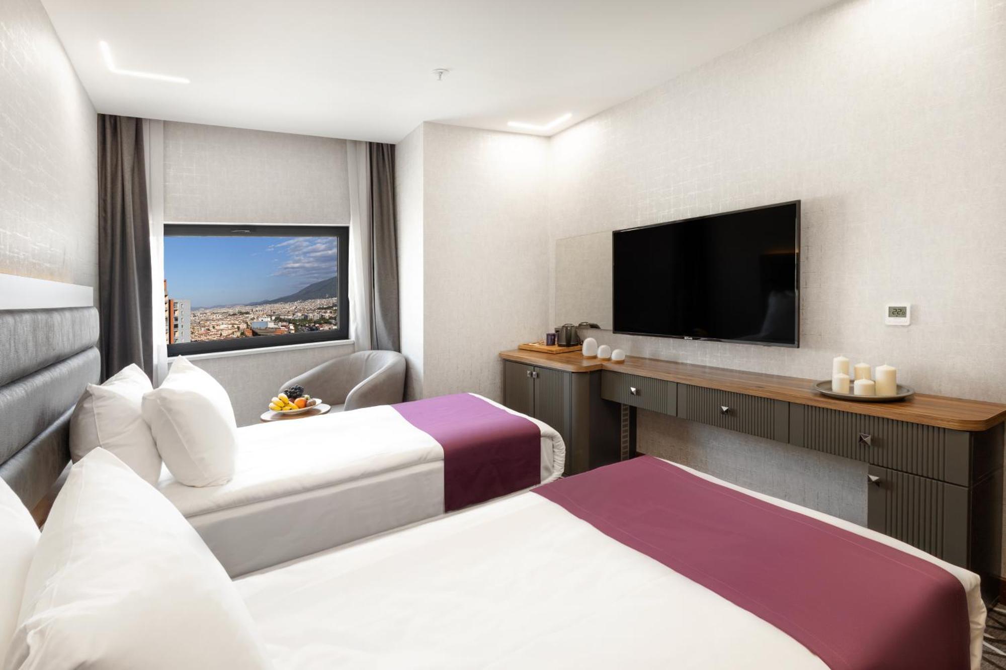 בורסה Lilium Hotel & Suites מראה חיצוני תמונה